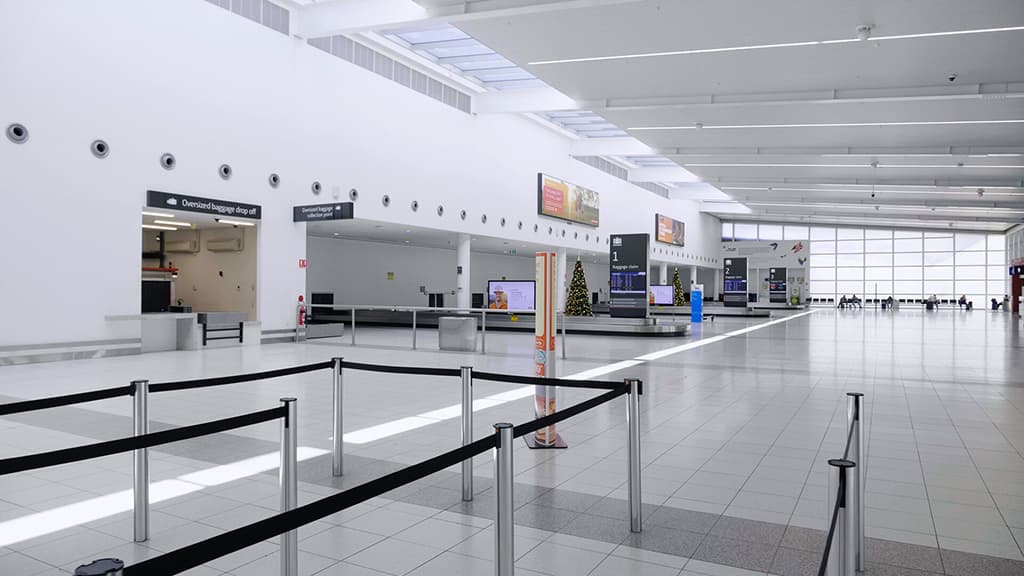 Perth-Airport_1-pichi